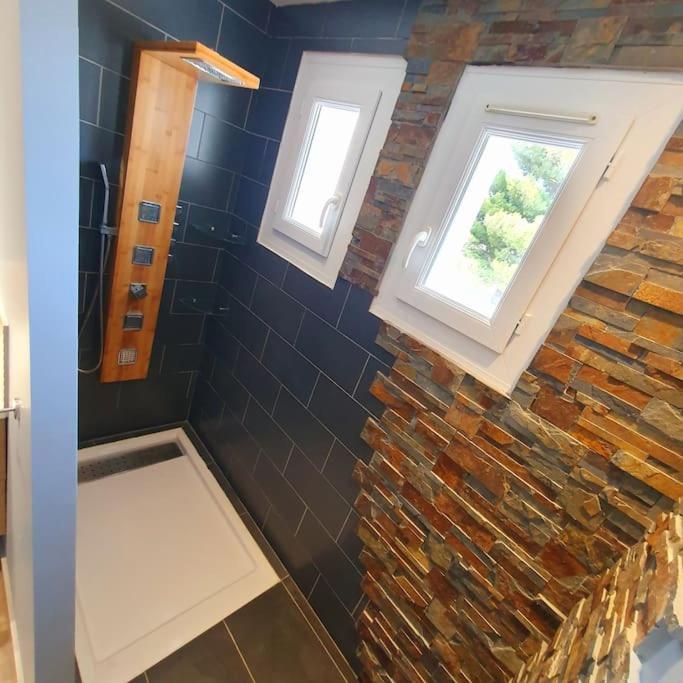 Joli Haut De Villa 3 Chambres Climatise Avec Jacuzzi مارينيان المظهر الخارجي الصورة